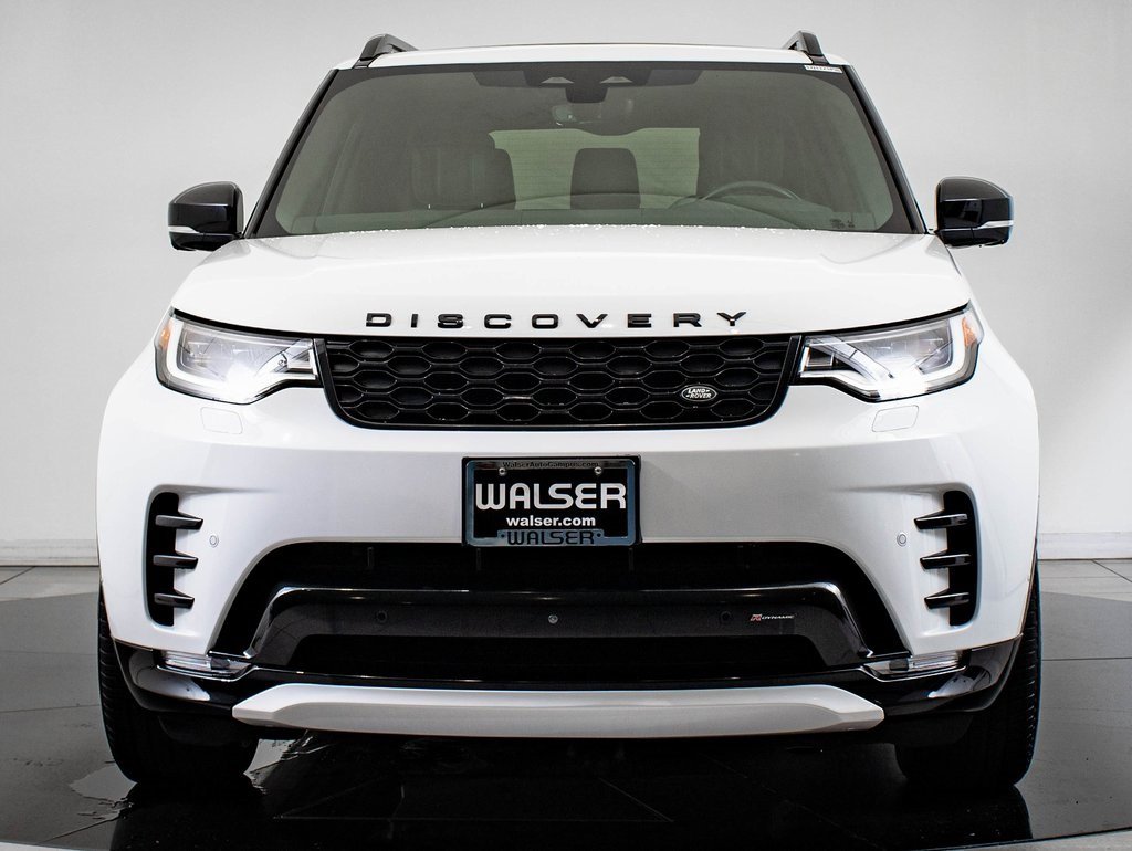 2023 Land Rover Discovery S R-Dynamic photo 2