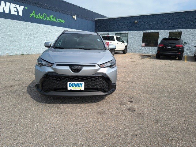2024 Toyota Corolla Hybrid SE photo 8