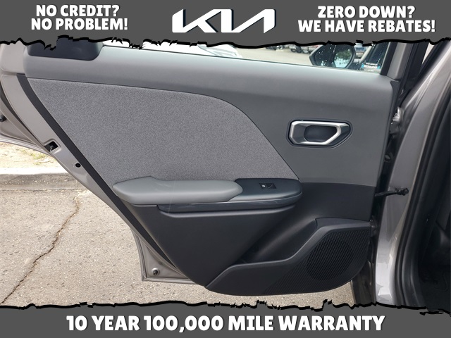 2025 Kia K4 EX photo 13