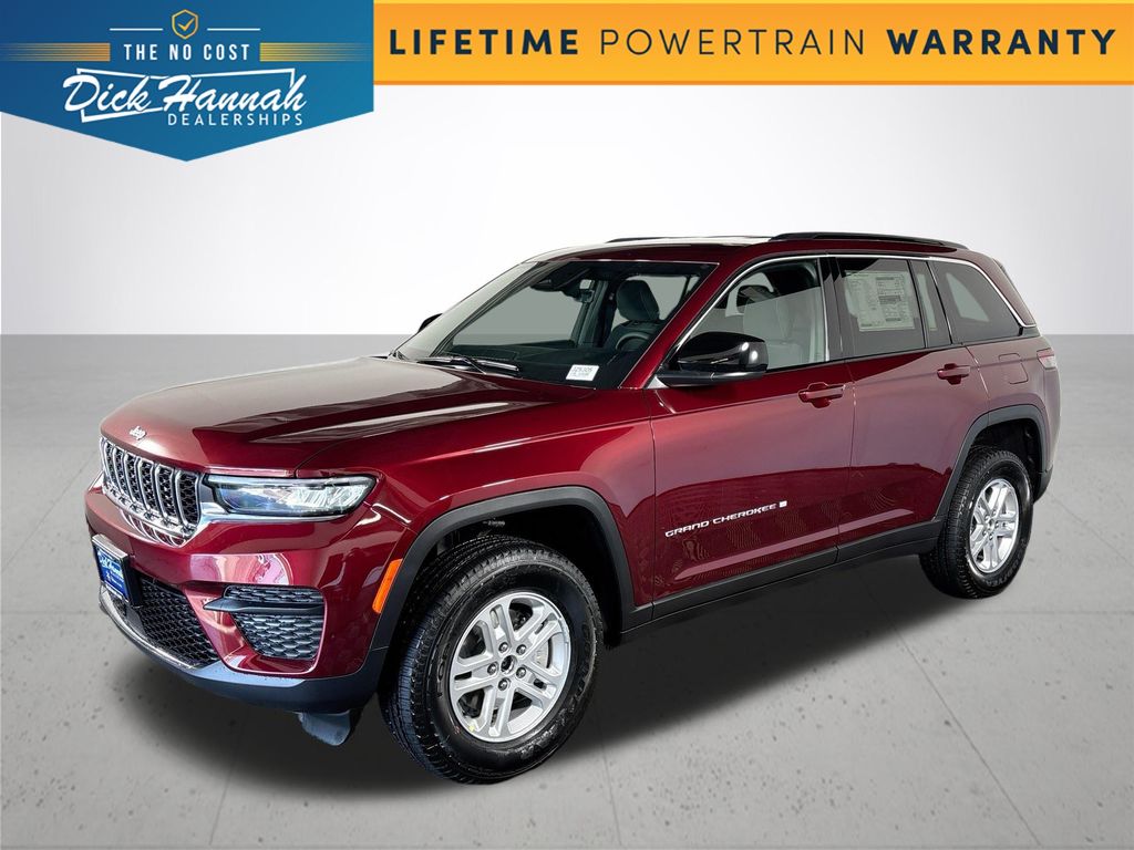 2025 Jeep Grand Cherokee Laredo