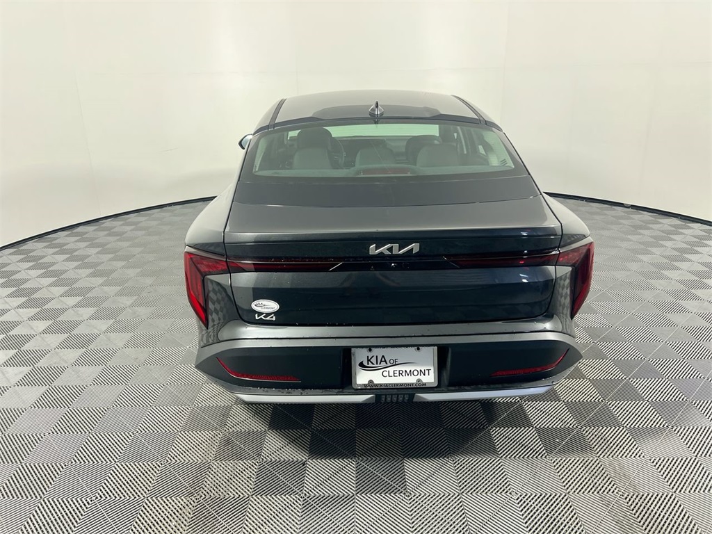 2025 Kia K4 LX photo 4