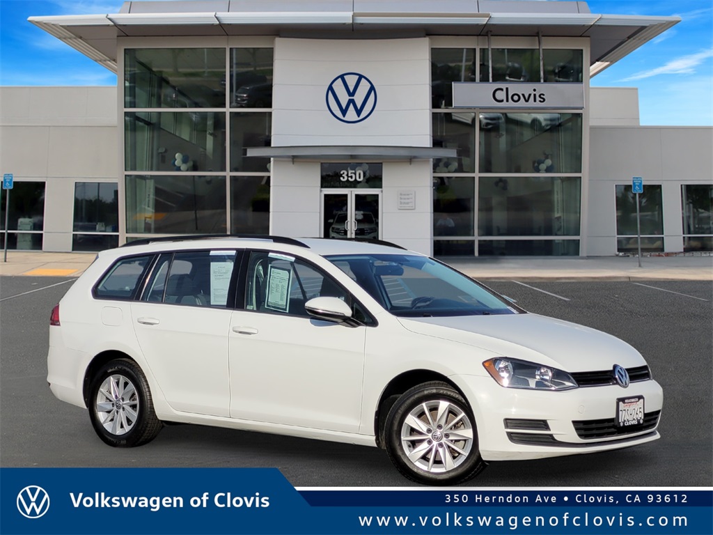 2017 Volkswagen Golf SportWagen S