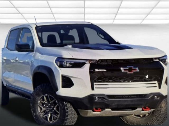 2024 Chevrolet Colorado ZR2's photo