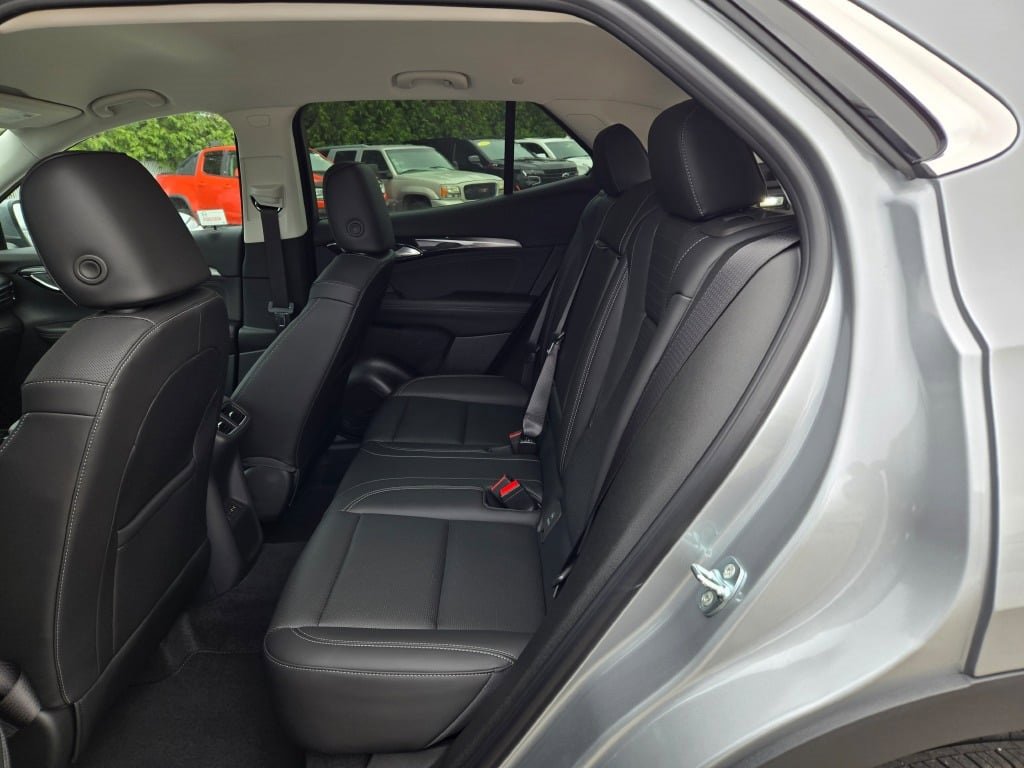 2025 Buick Envision Preferred photo 15