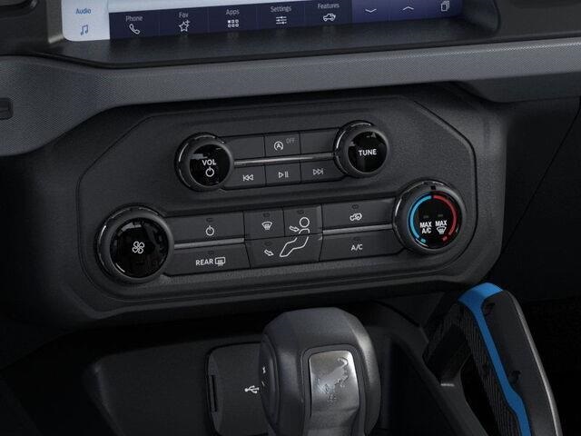 2024 Ford Bronco Black Diamond photo 15
