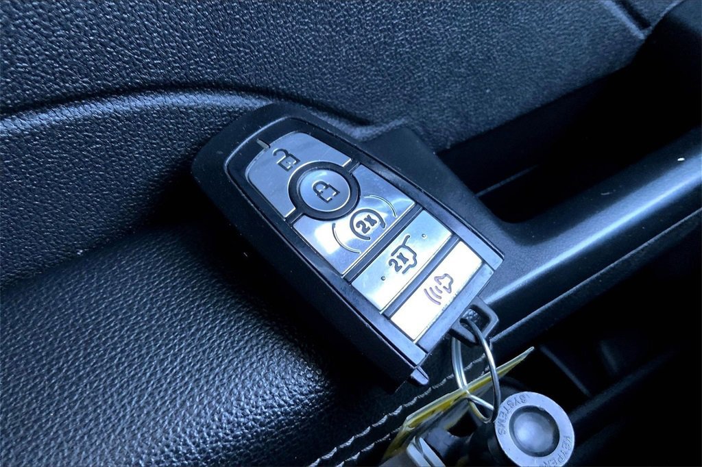 Used 2023 Ford Escape Active with VIN 1FMCU9GN4PUA08611 for sale in Kansas City