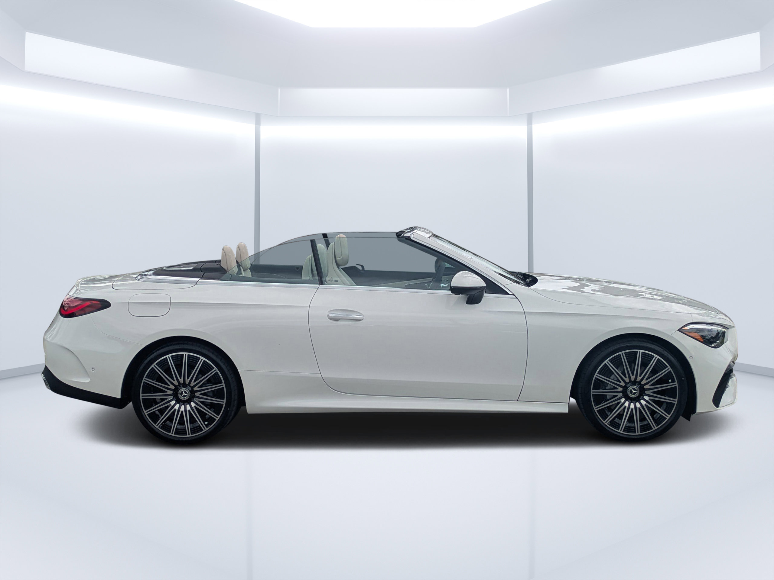 2026 Mercedes Benz CLE 300 4MATIC photo 4