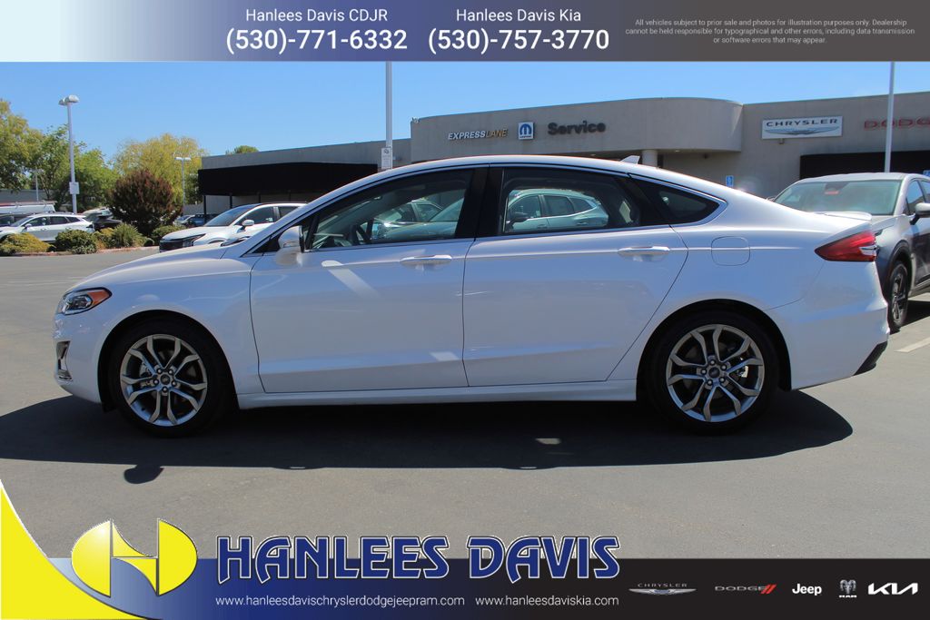 2020 Ford Fusion Hybrid Titanium photo 8