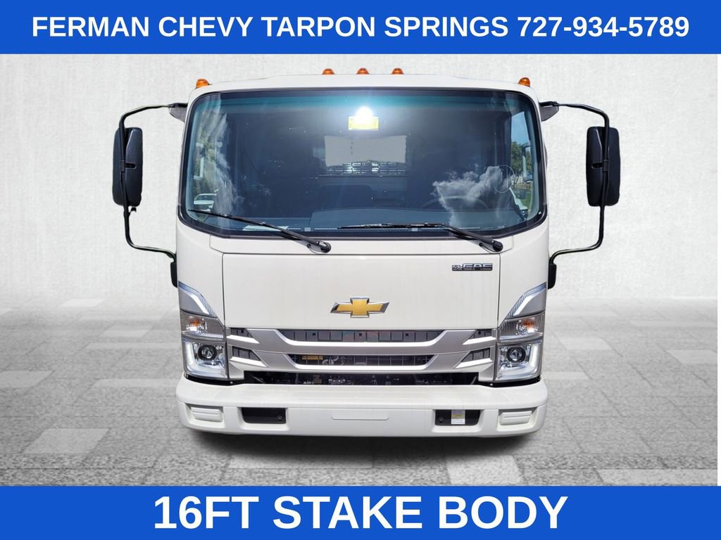 2024 Chevrolet Silverado photo 2