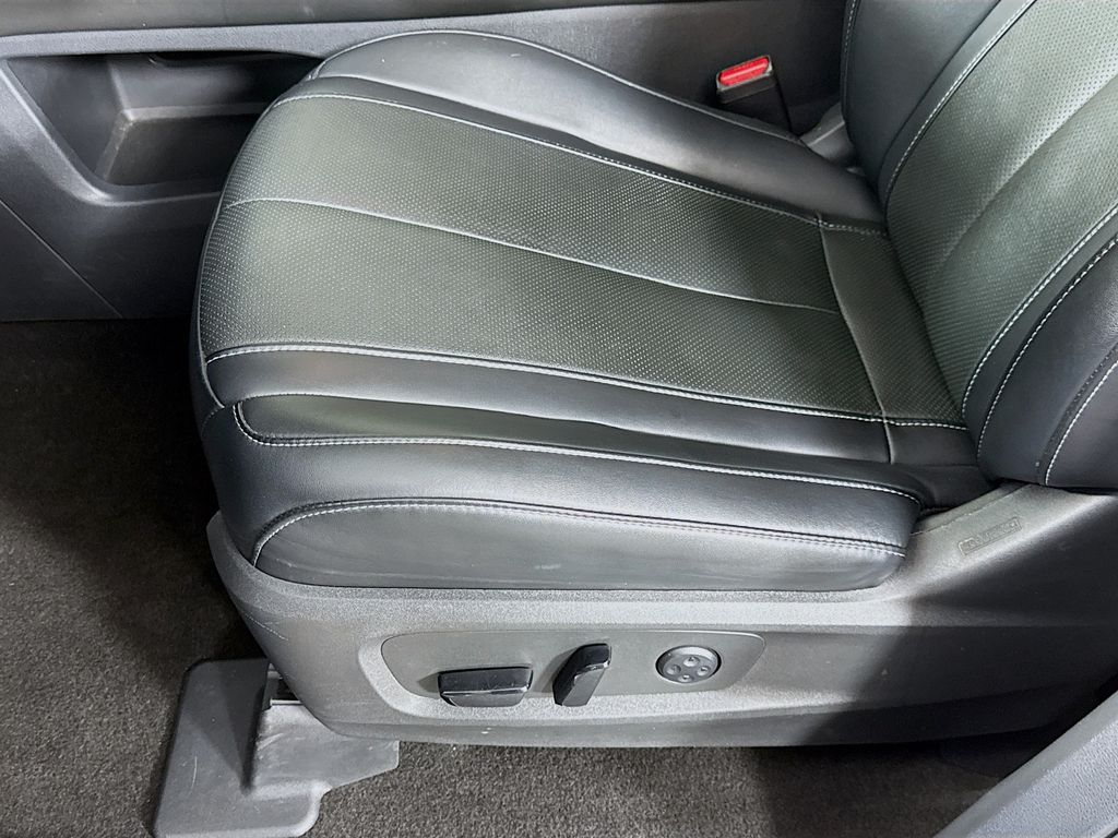 2023 Infiniti QX60 Luxe photo 23