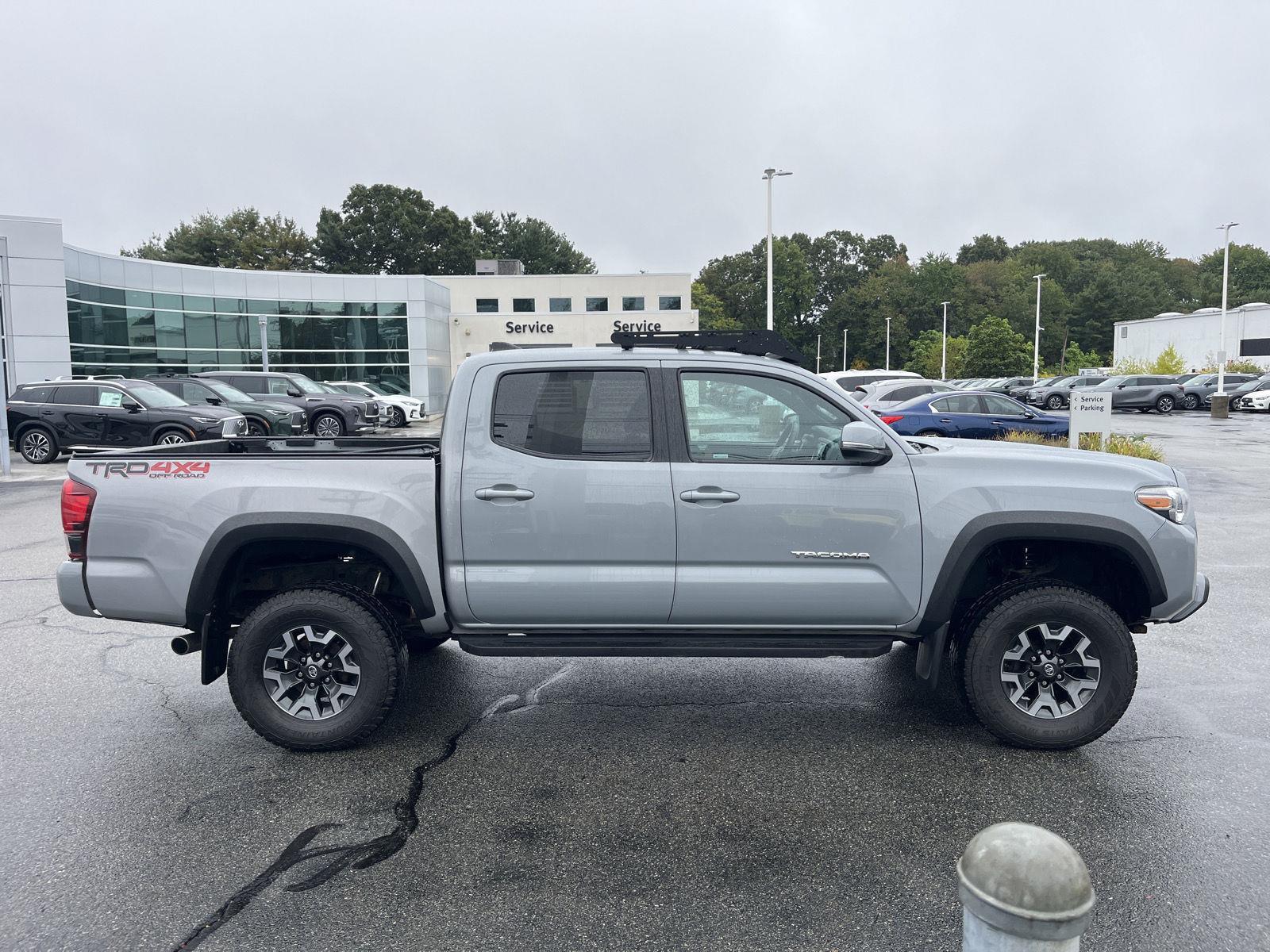 2018 Toyota Tacoma SR5 TRD Pro Sport photo 2