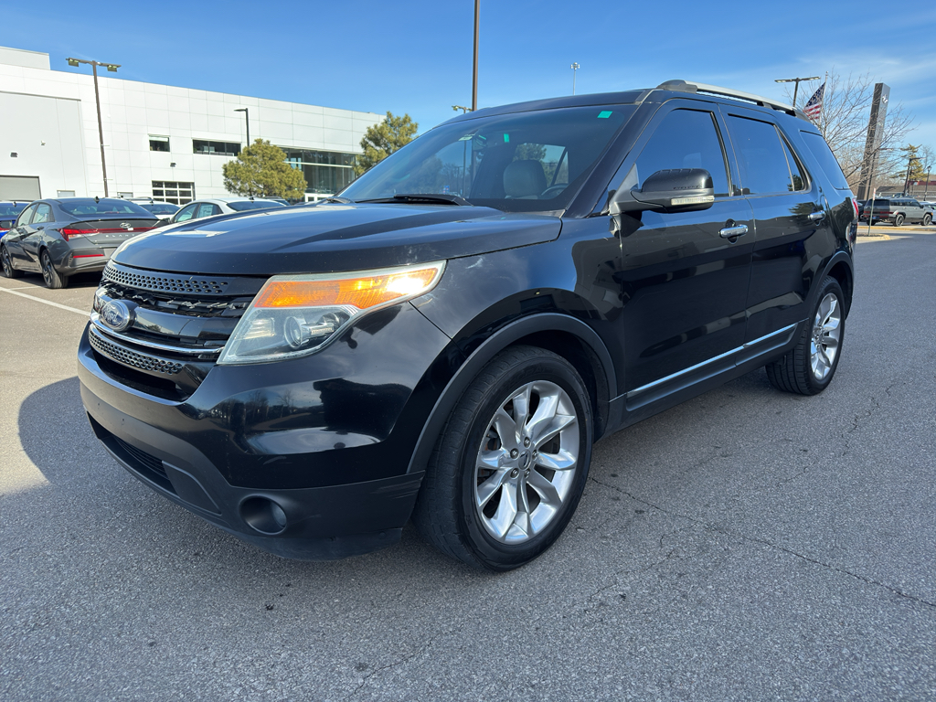 2011 Ford Explorer Limited's photo