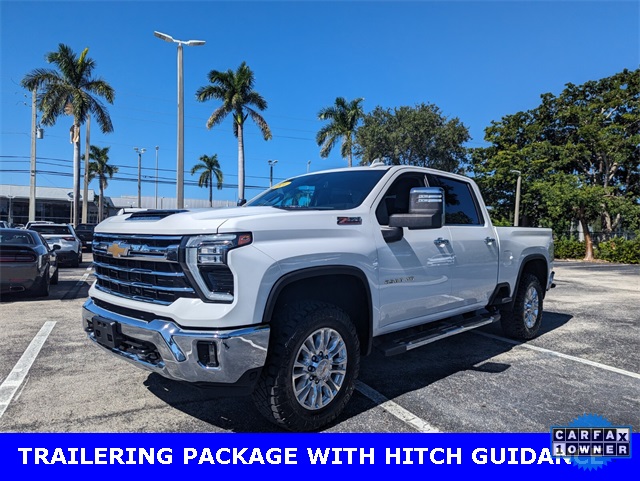 2024 Chevrolet Silverado 2500HD LTZ photo 3