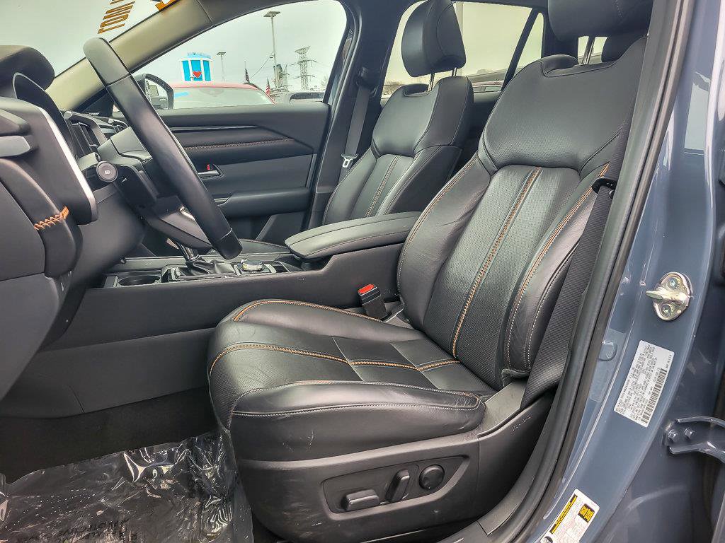 2023 MAZDA CX-50 - Image 9