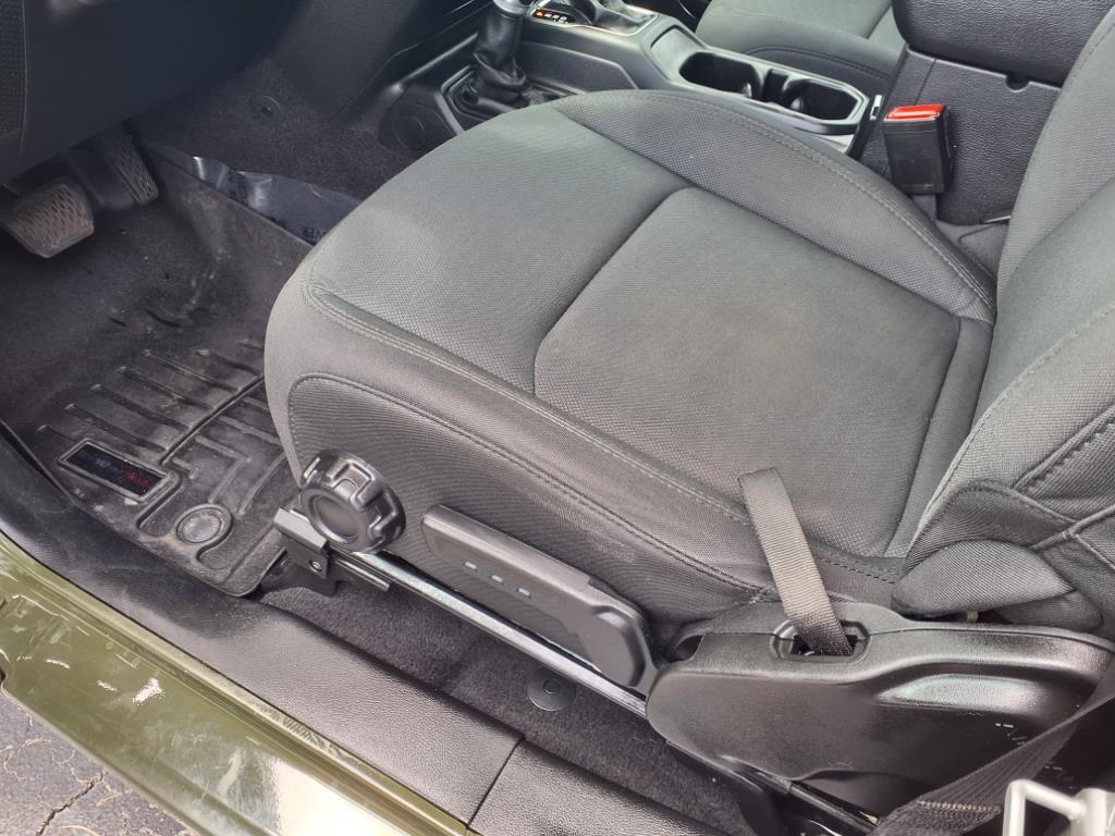 2021 Jeep Wrangler Sport S photo 9