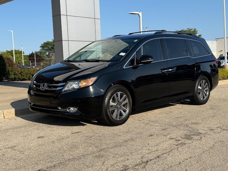2016 Honda Odyssey Touring photo 7