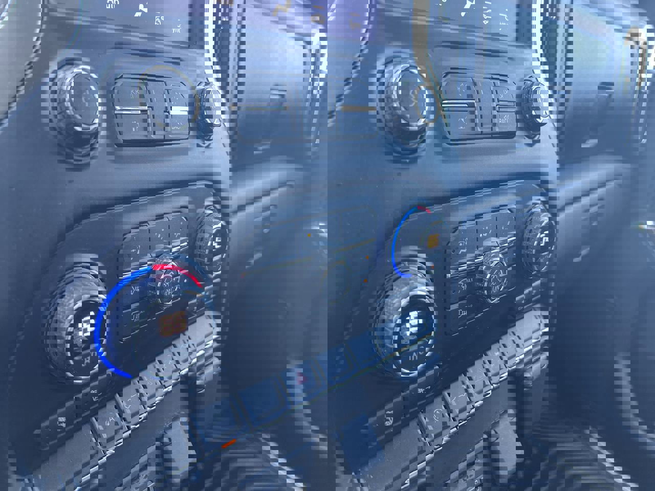 2020 Chevrolet Silverado 1500 LT photo 11