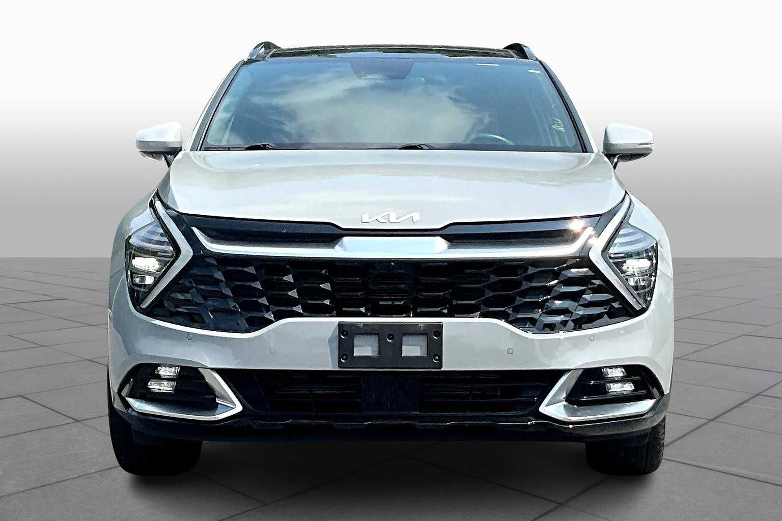 2023 Kia Sportage photo 3