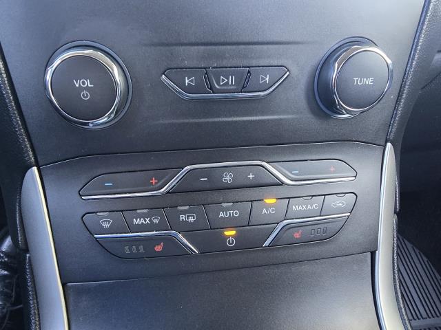 2019 Ford Edge SEL photo 21