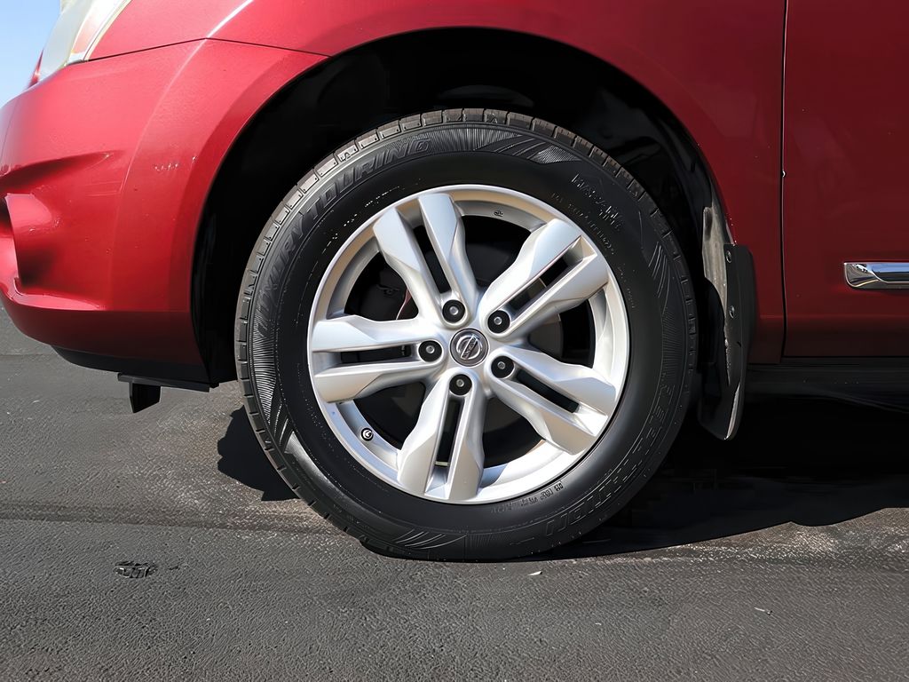 2013 Nissan Rogue SV photo 9