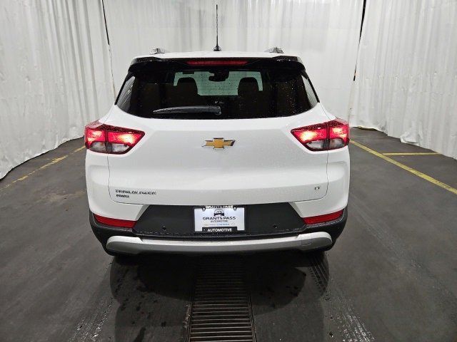 2025 Chevrolet Trailblazer LT photo 4