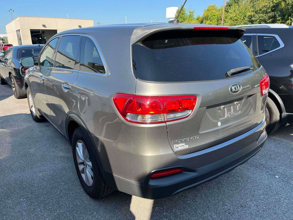 2016 Kia Sorento L photo 3