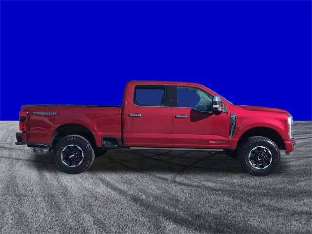 2026 Ford F-350 Platinum photo 3
