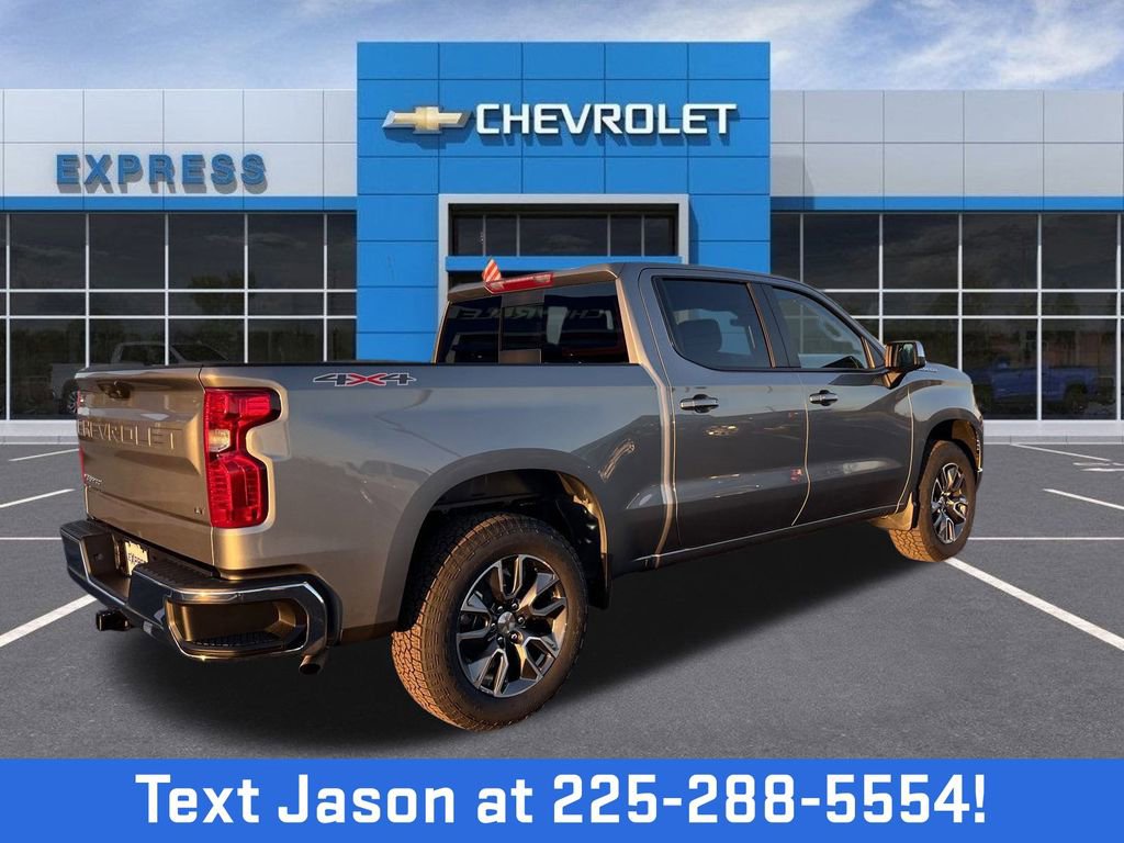 2025 Chevrolet Silverado 1500 LT photo 3