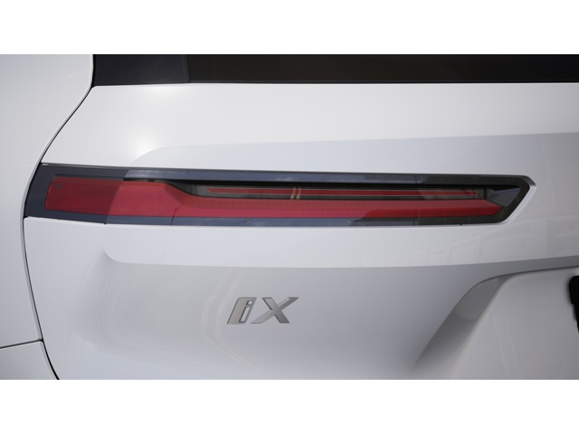 2026 Bmw iX photo 8