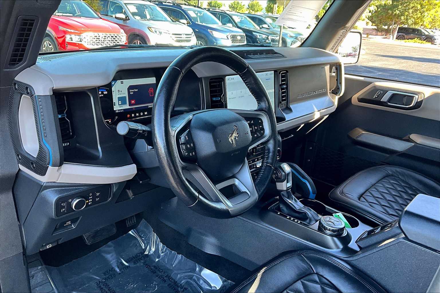 2022 Ford Bronco Wildtrak photo 16