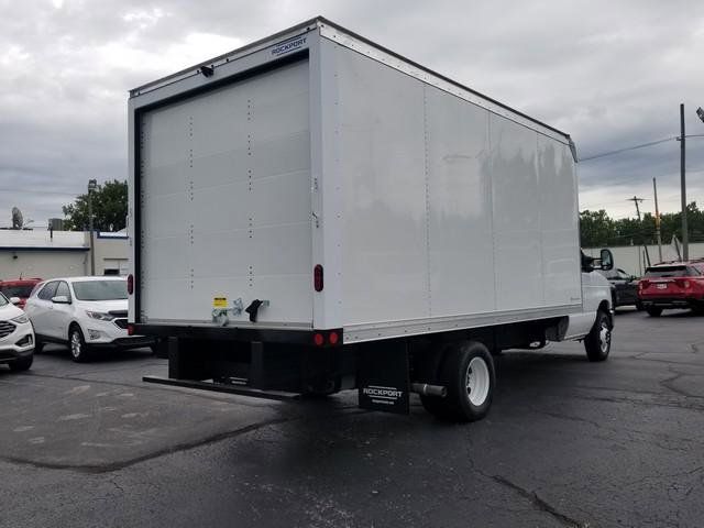 2026 Ford E-450 photo 3