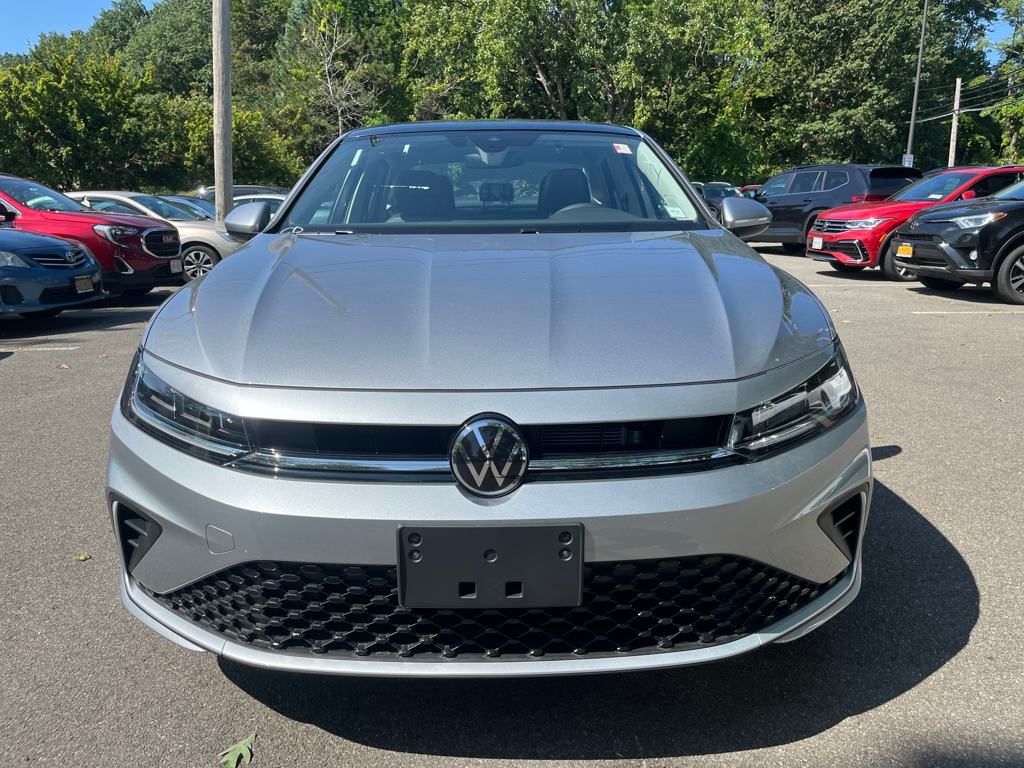 2025 Volkswagen Jetta 1.5T SE photo 3