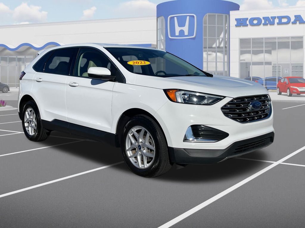 2022 Ford Edge SEL's photo