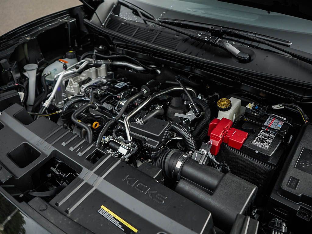 2026 Nissan Kicks SV photo 6