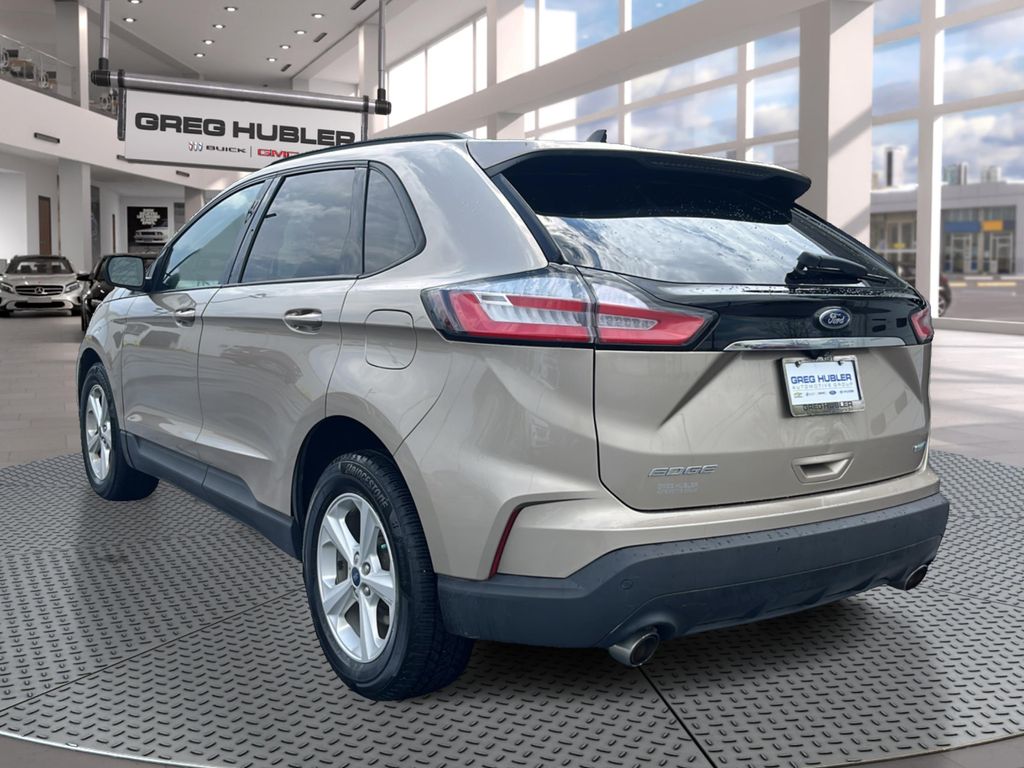 2020 Ford Edge SE photo 7