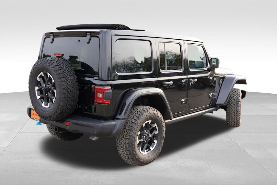 2024 Jeep Wrangler Rubicon 4xe photo 5