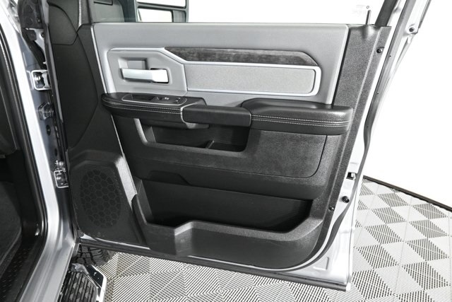 2023 Ram 2500 Big Horn photo 14