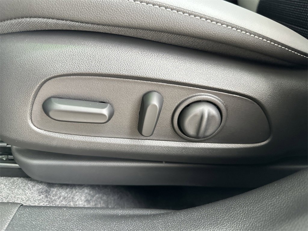 2025 Buick Envista Preferred photo 13