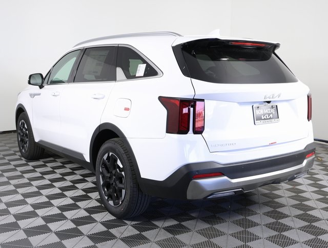 2025 Kia Sorento S photo 5