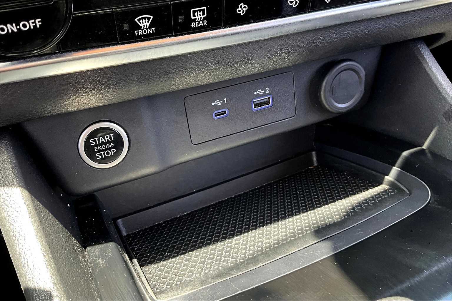 2023 Nissan Rogue SV photo 20