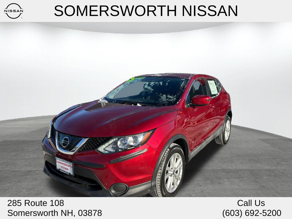 2019 Nissan Rogue Sport S's photo