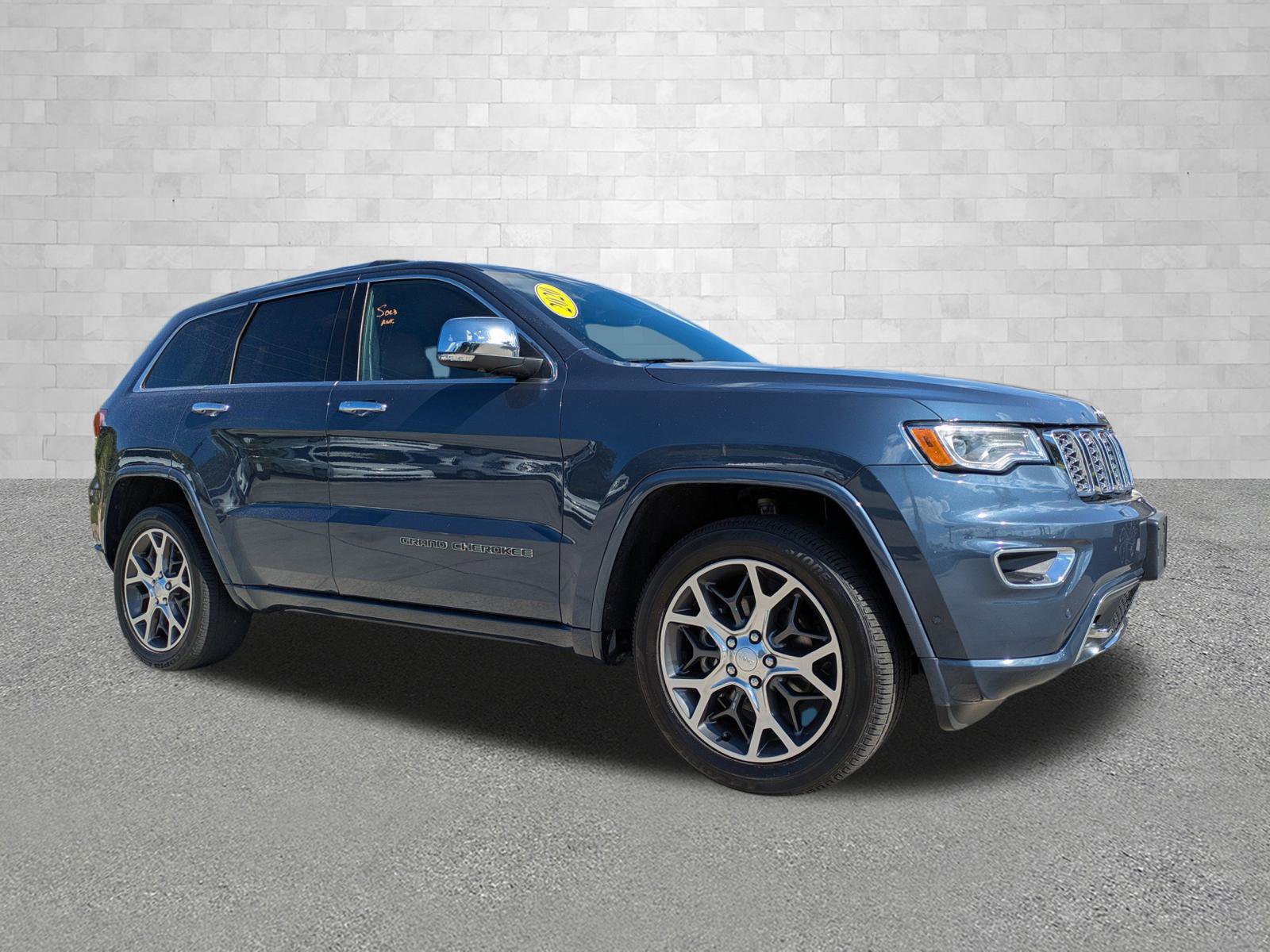 2020 Jeep Grand Cherokee Overland's photo