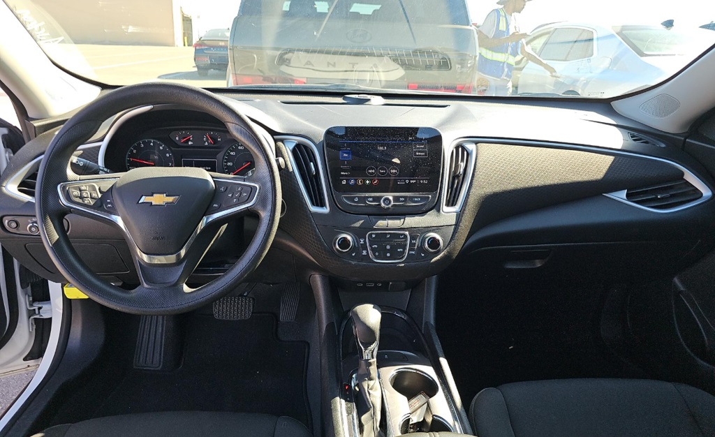 2023 Chevrolet Malibu 1LT photo 4