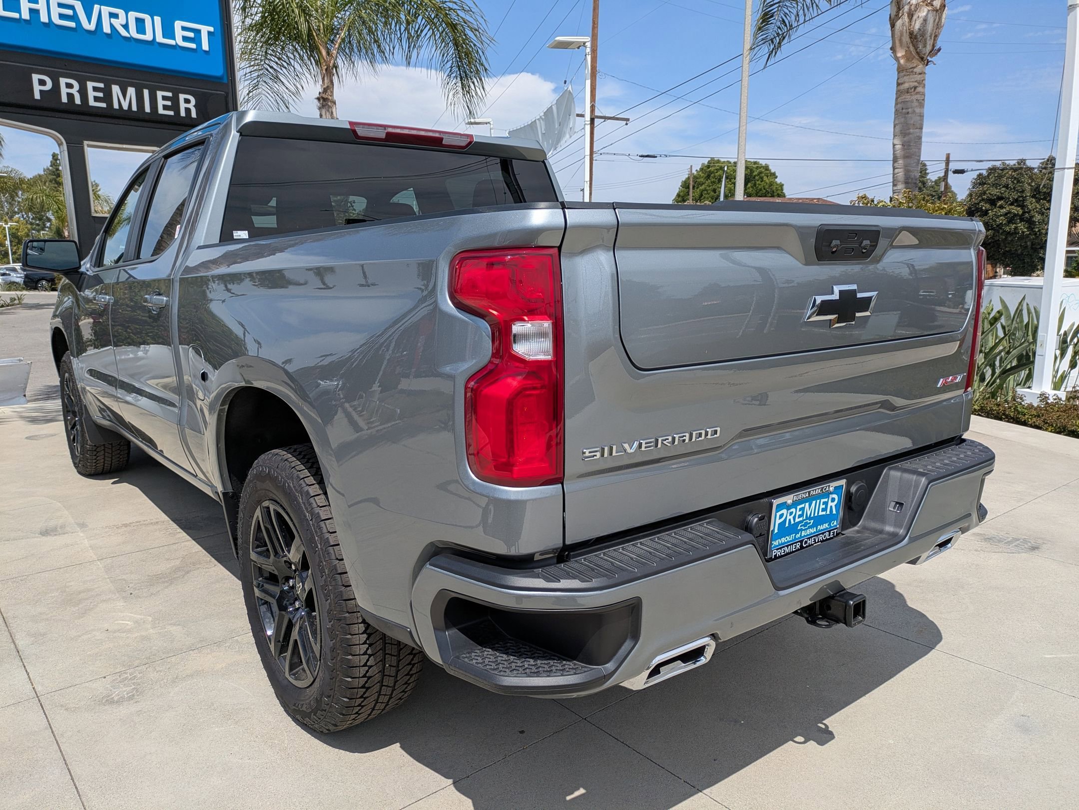2025 Chevrolet Silverado RST photo 3