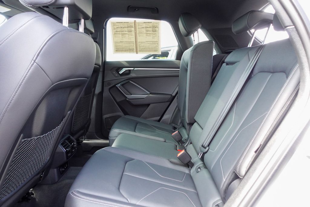 2025 Audi Q3 S line Premium photo 25