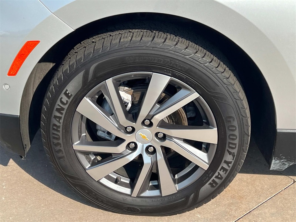 2022 Chevrolet Equinox Premier photo 25