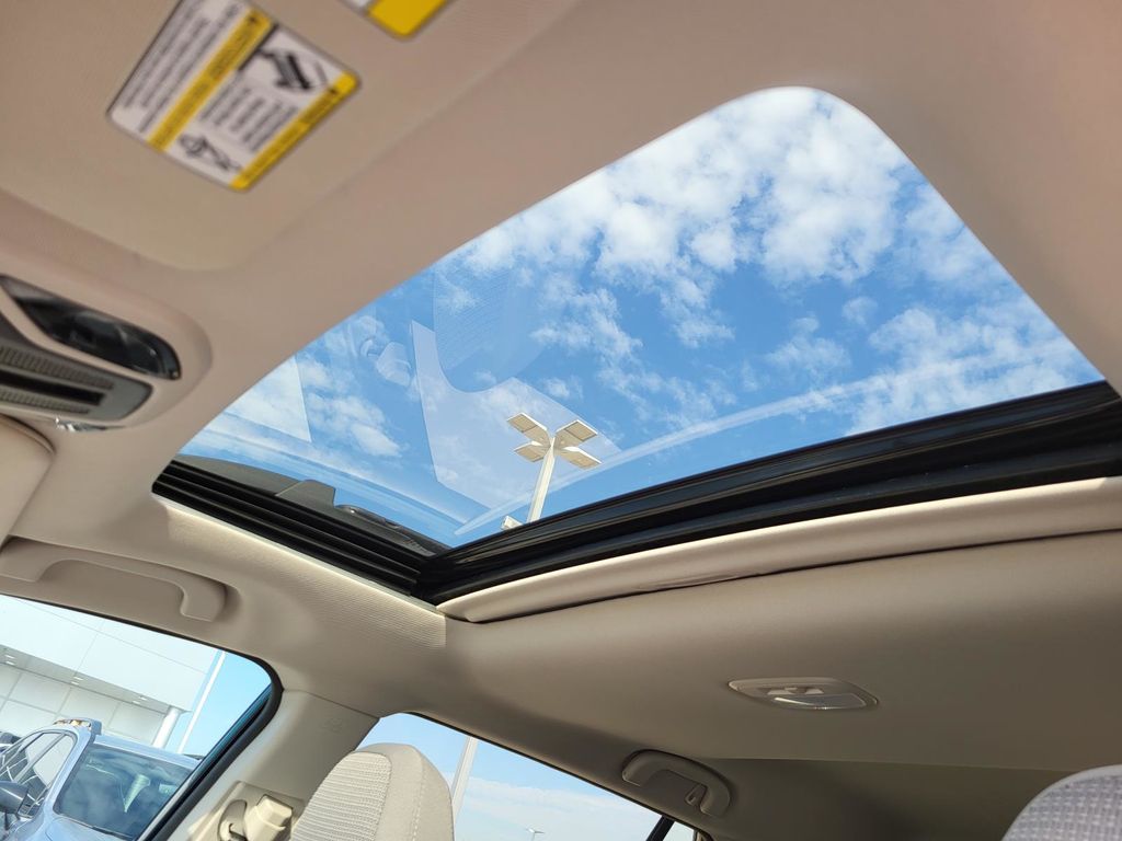 2025 Subaru Outback Premium photo 4