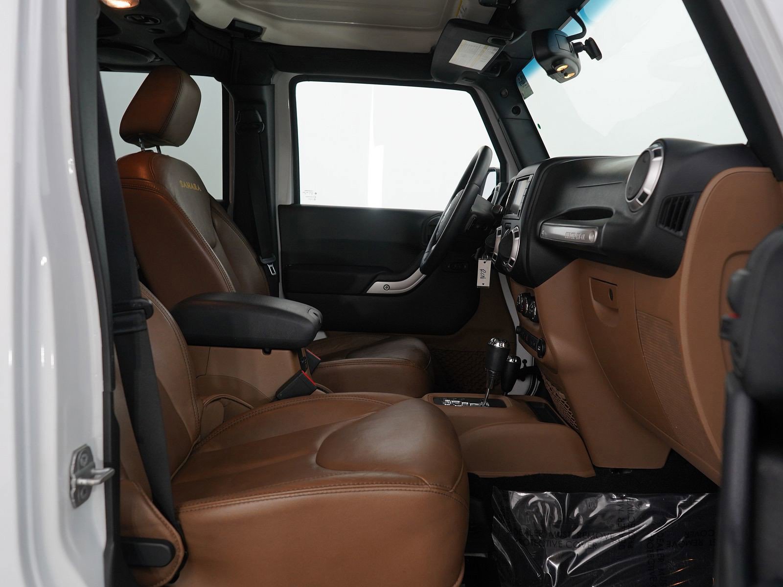 2014 Jeep Wrangler Unlimited Sahara photo 9