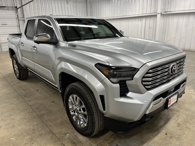 2025 Toyota Tacoma Limited's photo