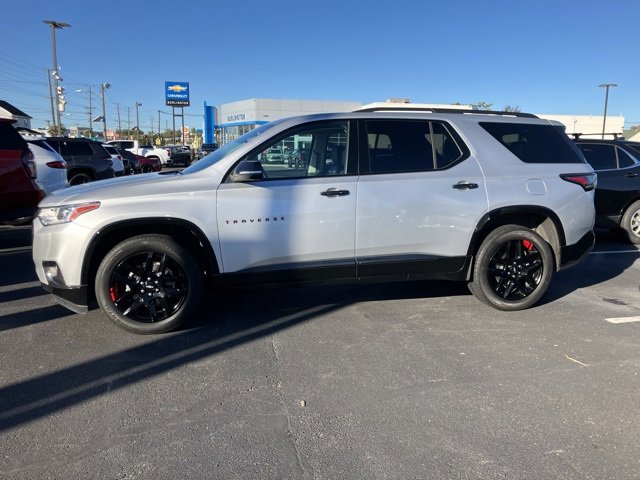 2021 Chevrolet Traverse Premier photo 4